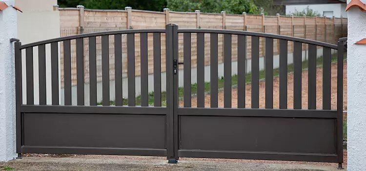 Advanced Gate Solutions in High River, AB
